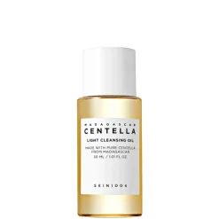 Madagascar Centella Light Cleansing Oil