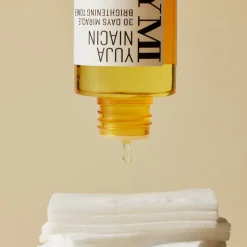 Yuja Niacin 30 Days Miracle Brightening Toner